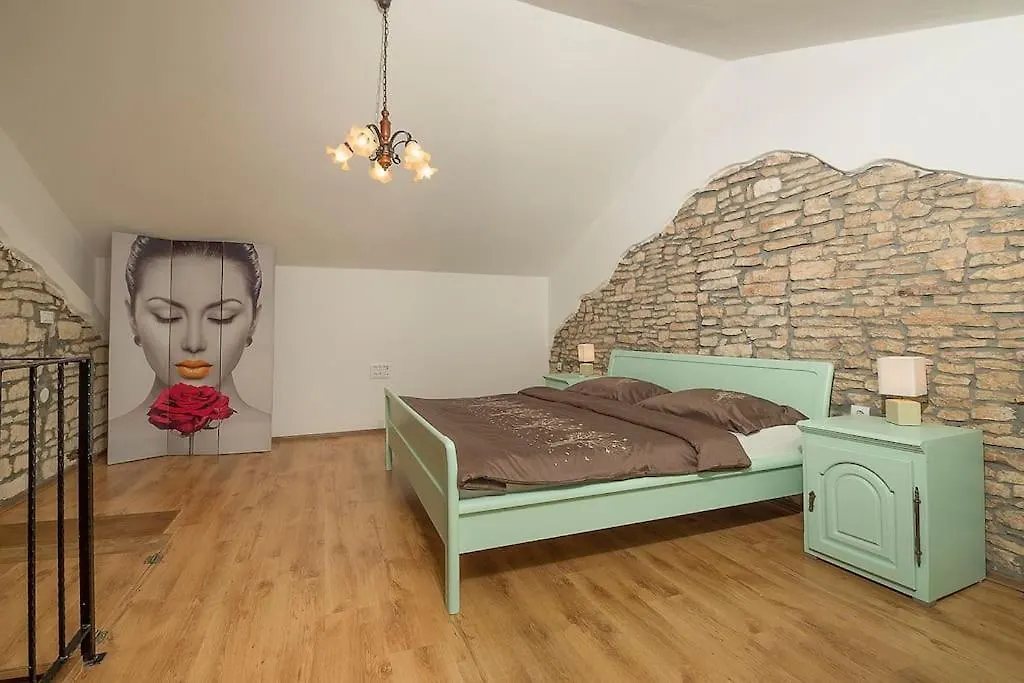 Villa Olden, Traditional Stone House Jursici Croatia