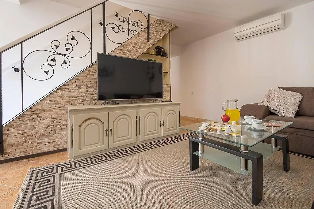 Villa Olden, Traditional Stone House Jursici Croatia