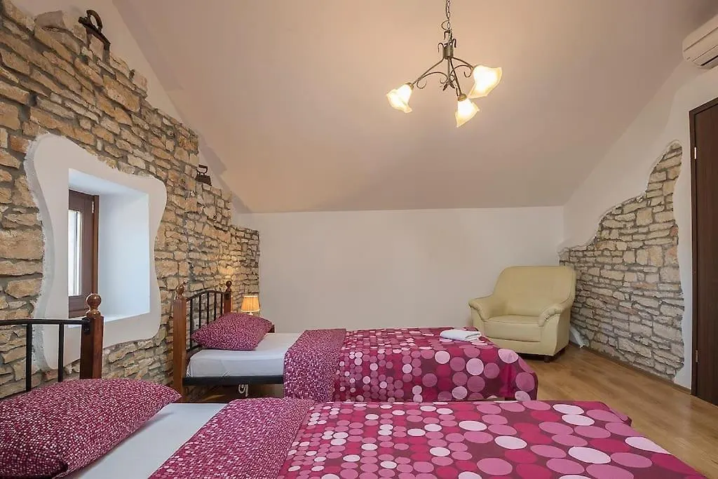 Villa Olden, Traditional Stone House Jursici Croatia