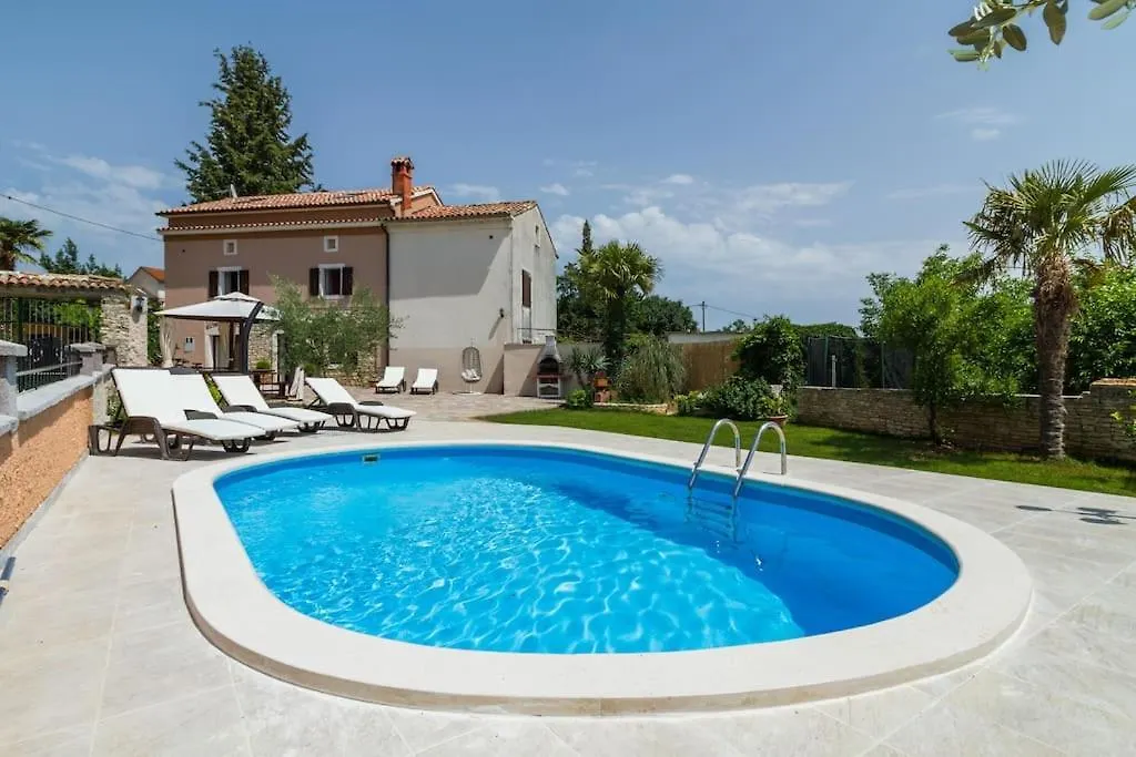 Villa Olden, Traditional Stone House Jursici